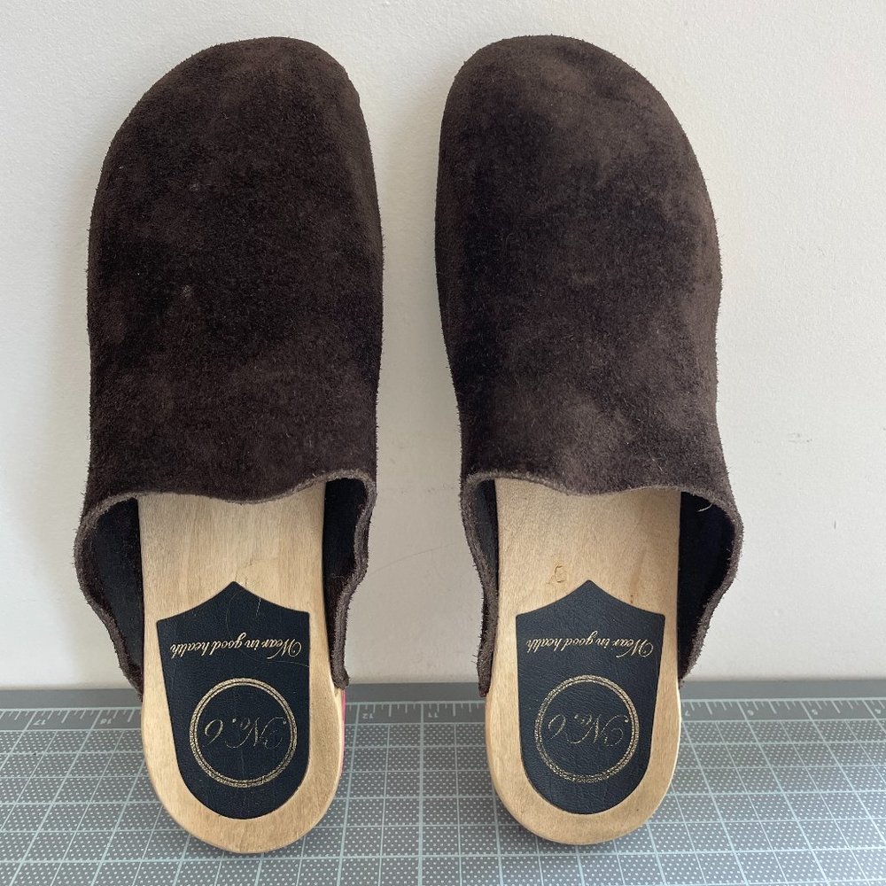 No. 6 Brand Clogs Women's Brown Suede Size 39